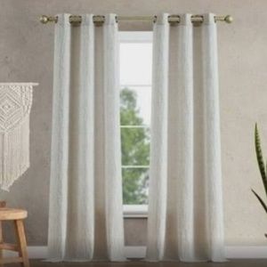 Jessica Simpson lined blackout curtain panel